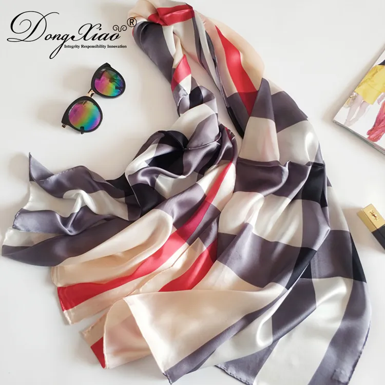 Solid Cashmere Scarf · 100% Cashmere · Multiple Colors, 14–15.5µm — detail view 6