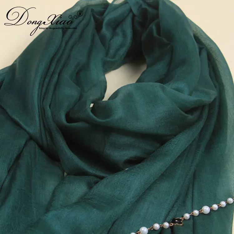 Solid Cashmere Scarf · 100% Cashmere · Multiple Colors, 14–15.5µm — detail view 3