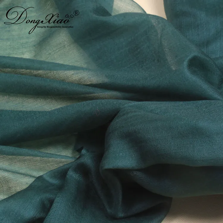 Solid Cashmere Scarf · 100% Cashmere · Multiple Colors, 14–15.5µm — detail view 4