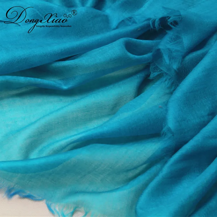 Solid Cashmere Scarf · 100% Cashmere · Multiple Colors, 14–15.5µm — detail view 10
