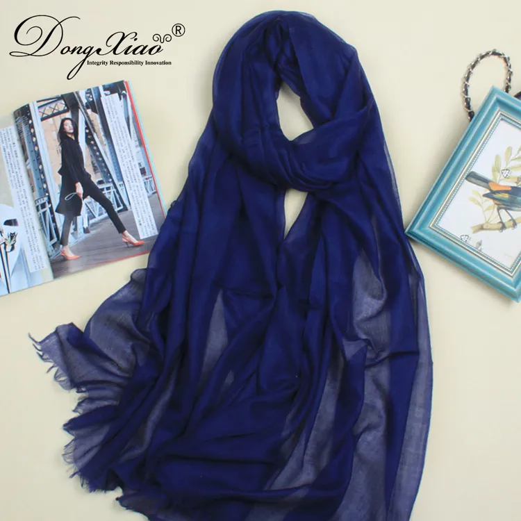 Solid Cashmere Scarf · 100% Cashmere · Multiple Colors, 14–15.5µm — detail view 32