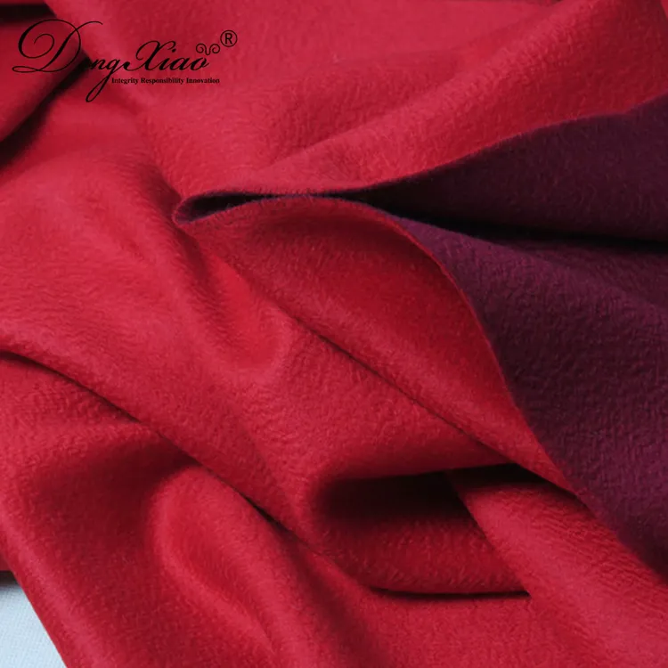 Double-Faced Cashmere Scarf · 100% Cashmere · Multiple Colors, 14–15.5µm — detail view 14
