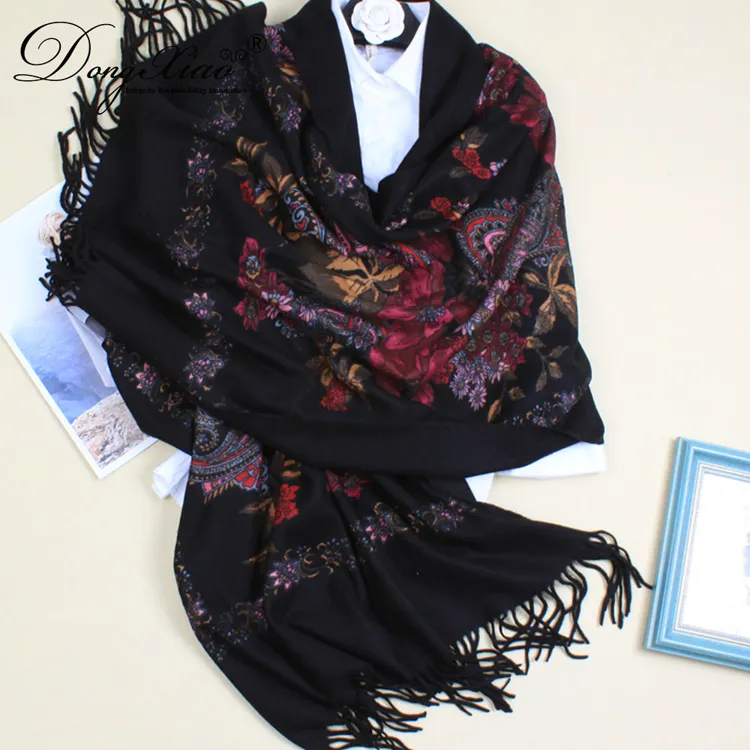 Solid Cashmere Scarf · 100% Cashmere · Multiple Colors, 14–15.5µm — detail view 2