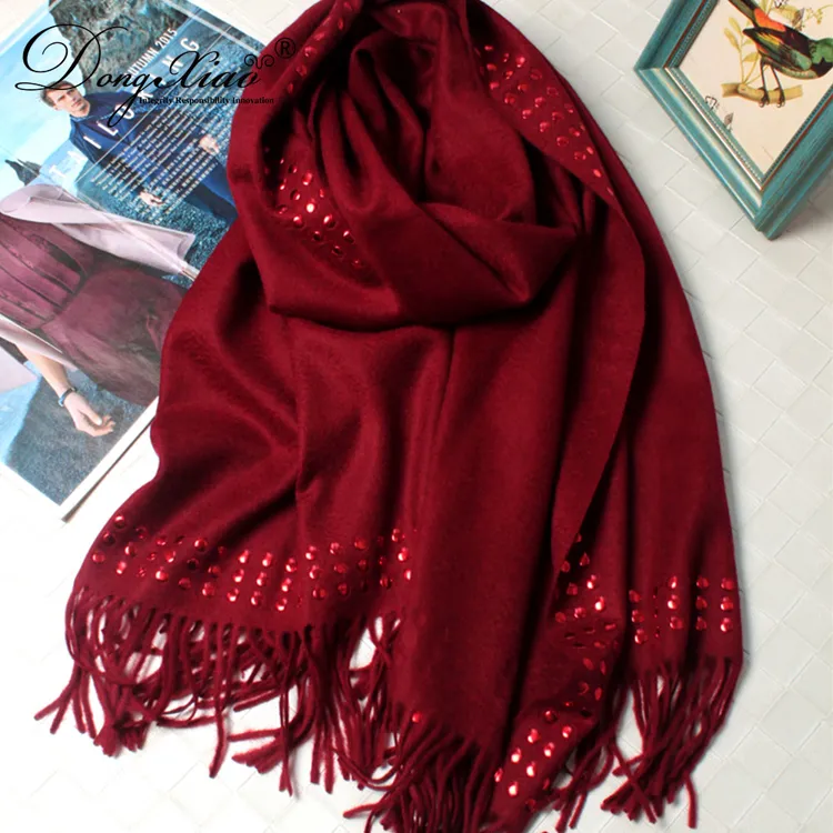 Solid Cashmere Scarf · 100% Cashmere · Multiple Colors, 14–15.5µm — detail view 6
