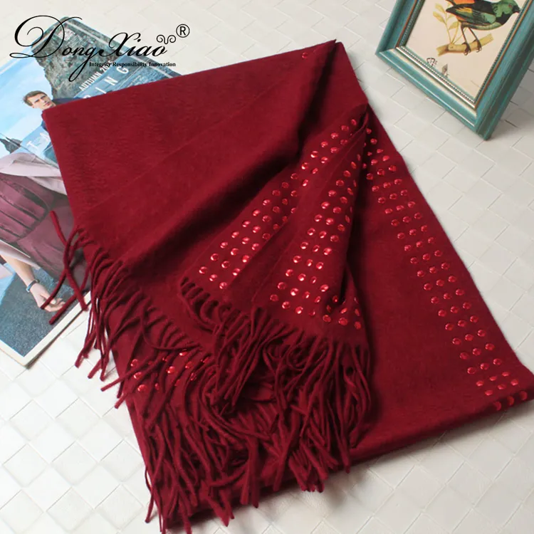 Solid Cashmere Scarf · 100% Cashmere · Multiple Colors, 14–15.5µm — detail view 7