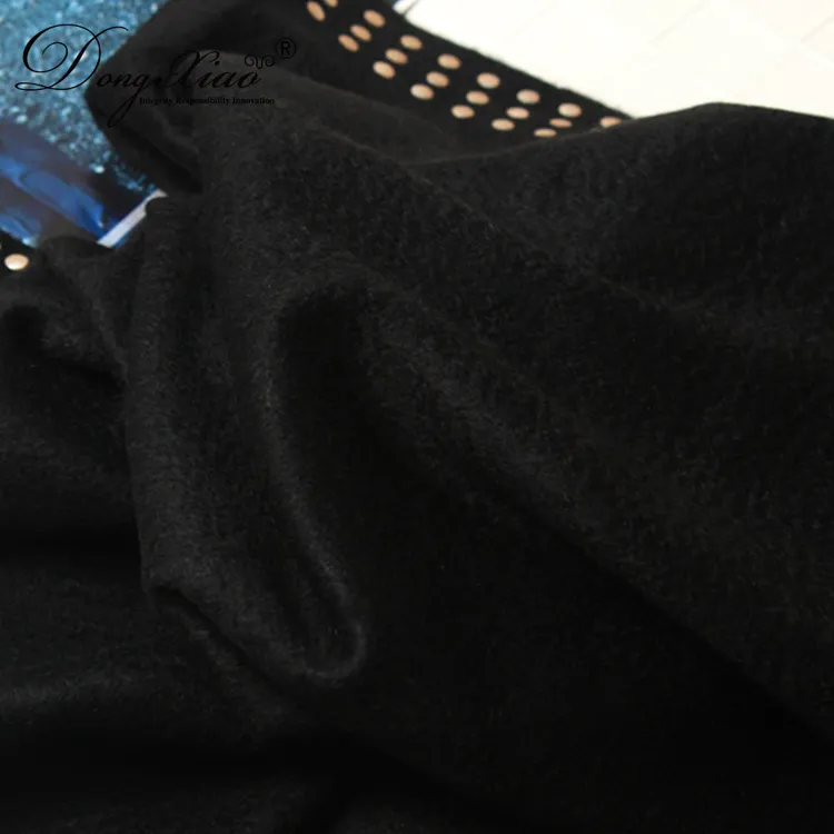 Solid Cashmere Scarf · 100% Cashmere · Multiple Colors, 14–15.5µm — detail view 12