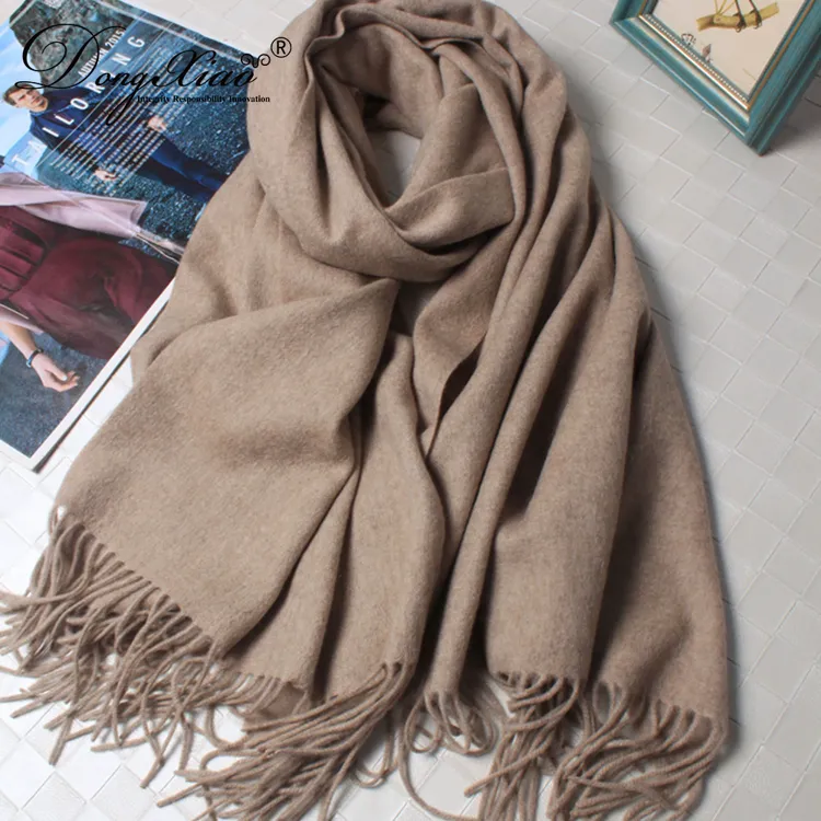 Solid Cashmere Scarf · 100% Cashmere · Multiple Colors, 14–15.5µm — detail view 6