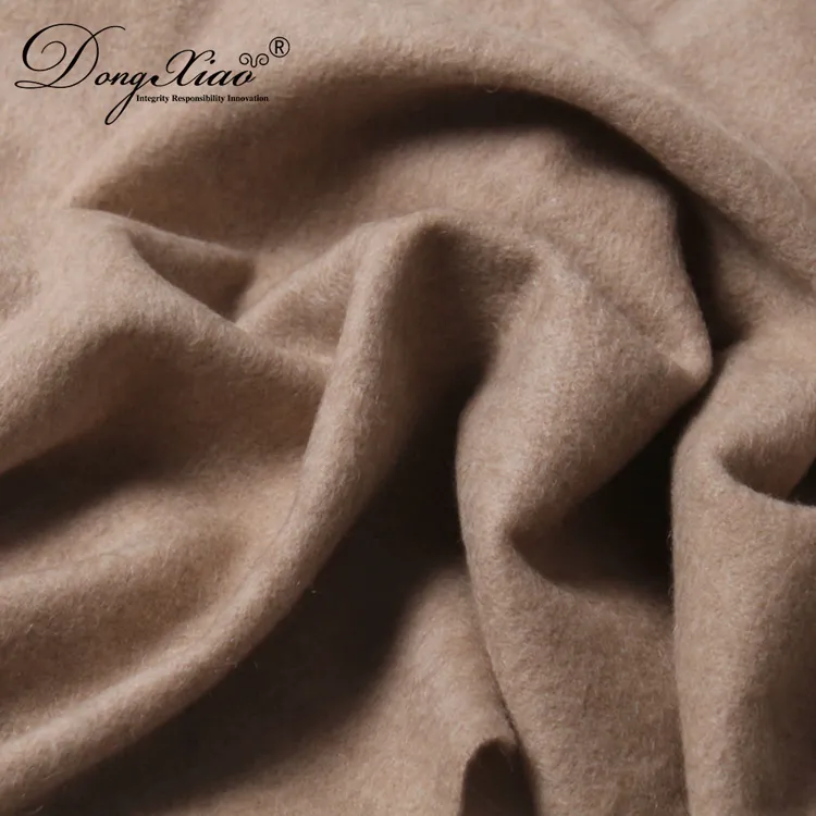 Solid Cashmere Scarf · 100% Cashmere · Multiple Colors, 14–15.5µm — detail view 8