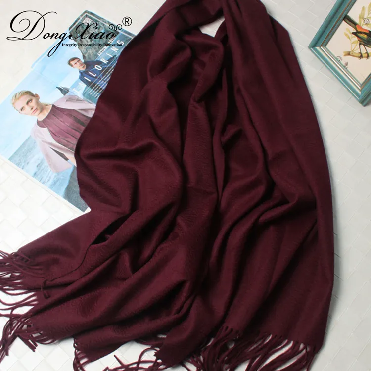 Solid Cashmere Scarf · 100% Cashmere · Multiple Colors, 14–15.5µm — detail view 15