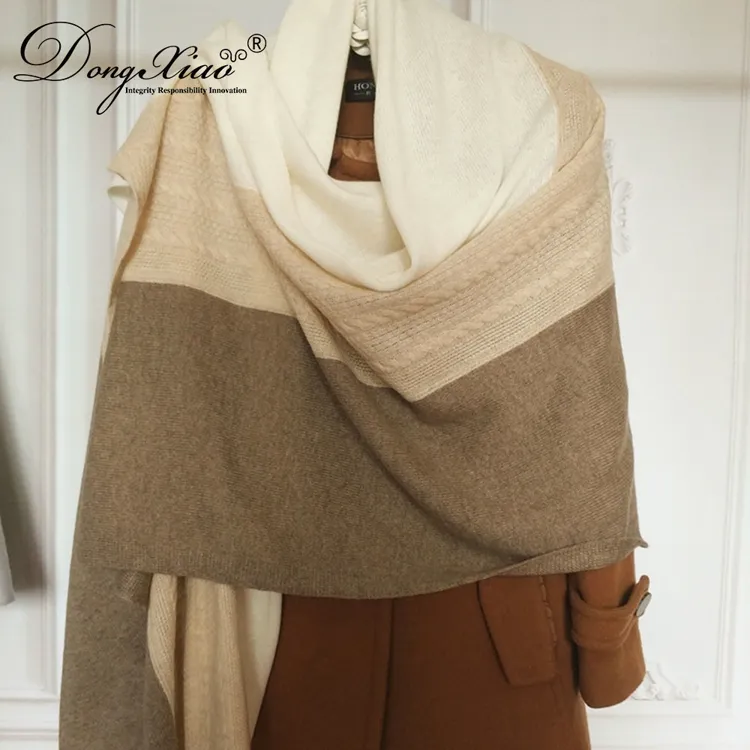 Solid Cashmere Scarf · 100% Cashmere · Multiple Colors, 14–15.5µm — detail view 2