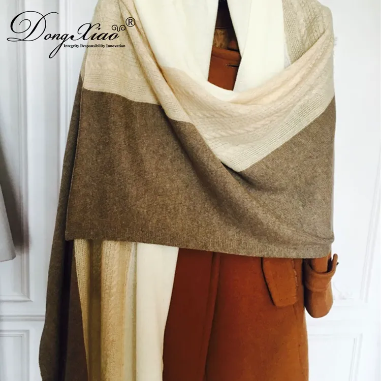 Solid Cashmere Scarf · 100% Cashmere · Multiple Colors, 14–15.5µm — detail view 3
