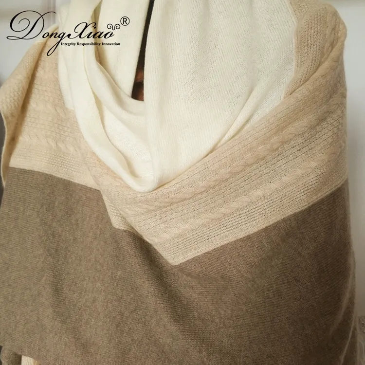 Solid Cashmere Scarf · 100% Cashmere · Multiple Colors, 14–15.5µm — detail view 4