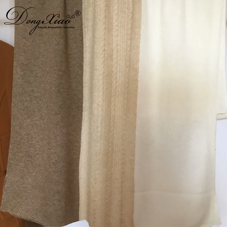 Solid Cashmere Scarf · 100% Cashmere · Multiple Colors, 14–15.5µm — detail view 7