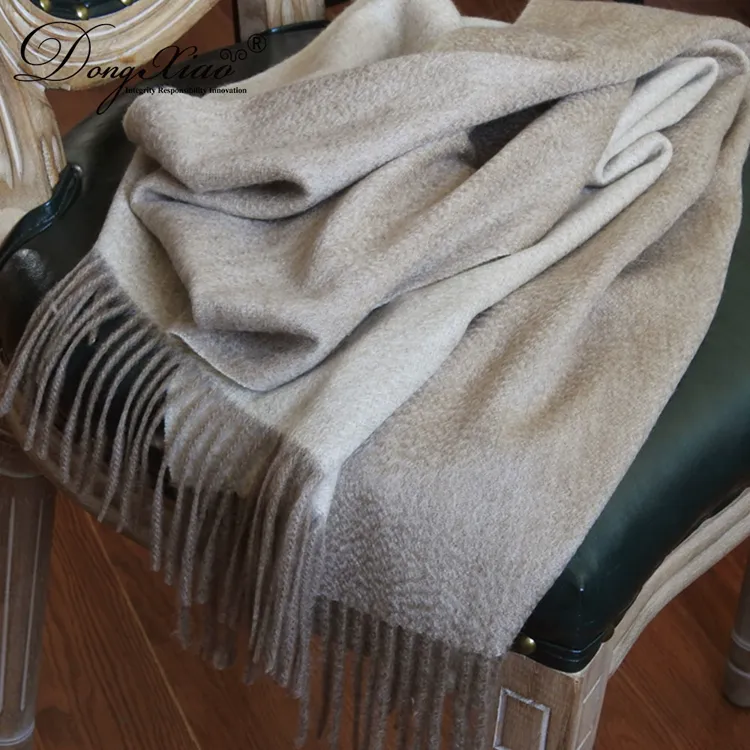 Solid Cashmere Scarf · 100% Cashmere · Multiple Colors, 14–15.5µm — detail view 14