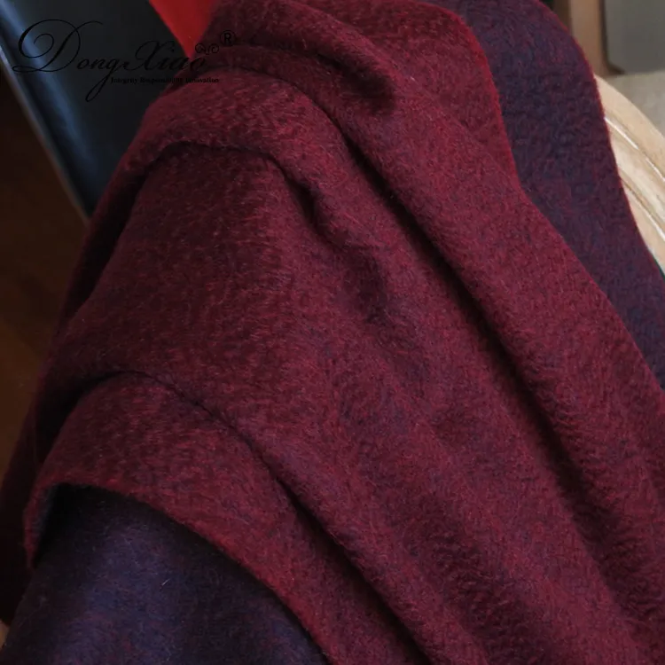 Solid Cashmere Scarf · 100% Cashmere · Multiple Colors, 14–15.5µm — detail view 23