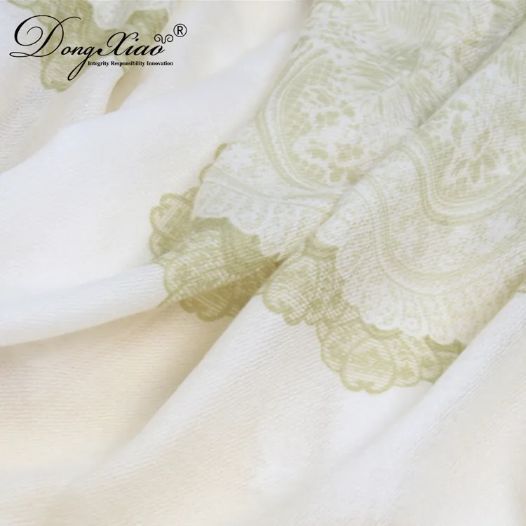 Solid Cashmere Scarf · 100% Cashmere · Multiple Colors, 14–15.5µm — detail view 5