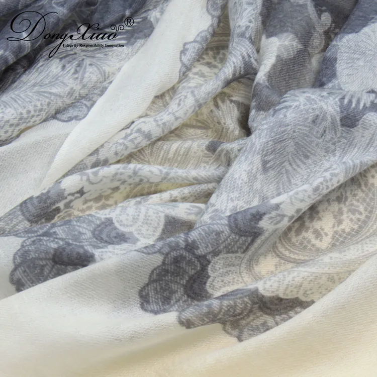 Solid Cashmere Scarf · 100% Cashmere · Multiple Colors, 14–15.5µm — detail view 10