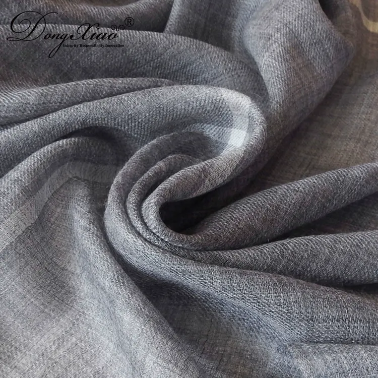 Solid Cashmere Scarf · 100% Cashmere · Multiple Colors, 14–15.5µm — detail view 2