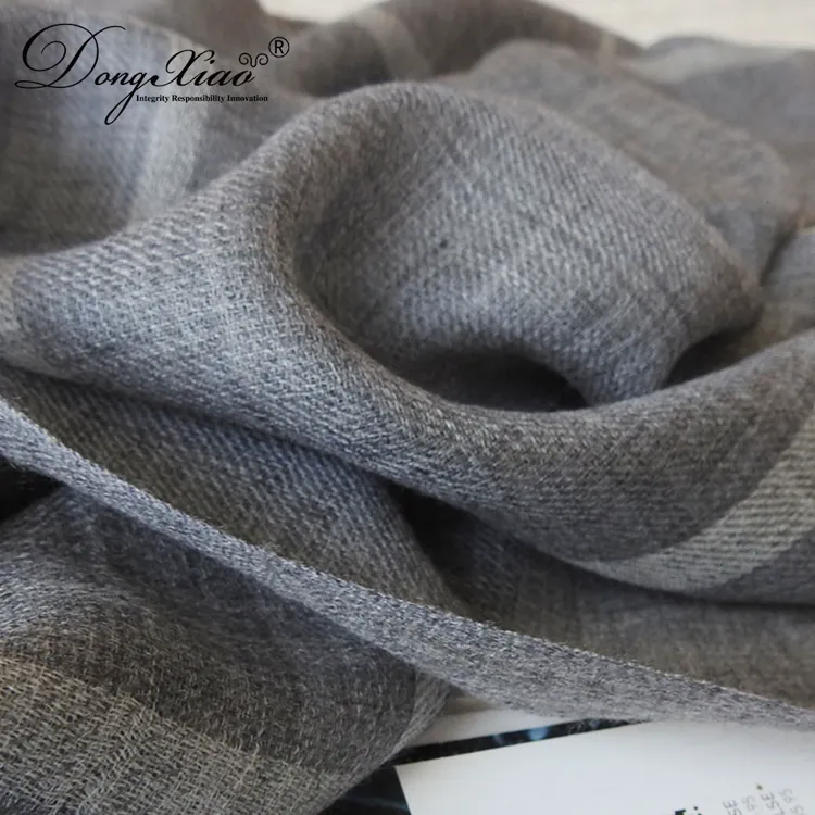 Solid Cashmere Scarf · 100% Cashmere · Multiple Colors, 14–15.5µm — detail view 3