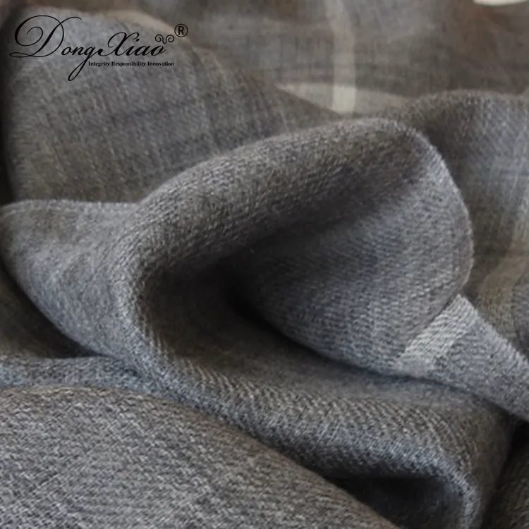 Solid Cashmere Scarf · 100% Cashmere · Multiple Colors, 14–15.5µm — detail view 4