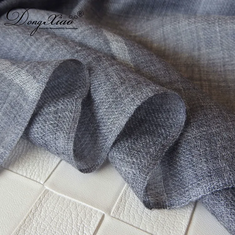 Solid Cashmere Scarf · 100% Cashmere · Multiple Colors, 14–15.5µm — detail view 5