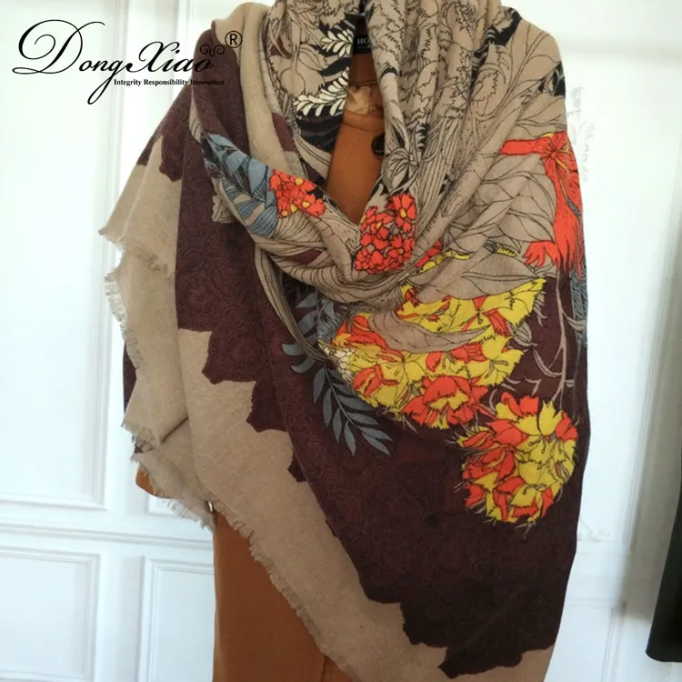 Solid Cashmere Scarf · 100% Cashmere · Multiple Colors, 14–15.5µm — detail view 10