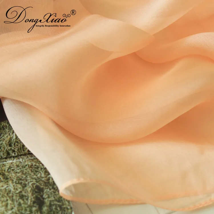 Solid Cashmere Scarf · 100% Cashmere · Multiple Colors, 14–15.5µm — detail view 9