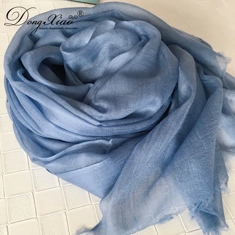 Solid Cashmere Scarf · 100% Cashmere · Multiple Colors, 14–15.5µm — detail view 2