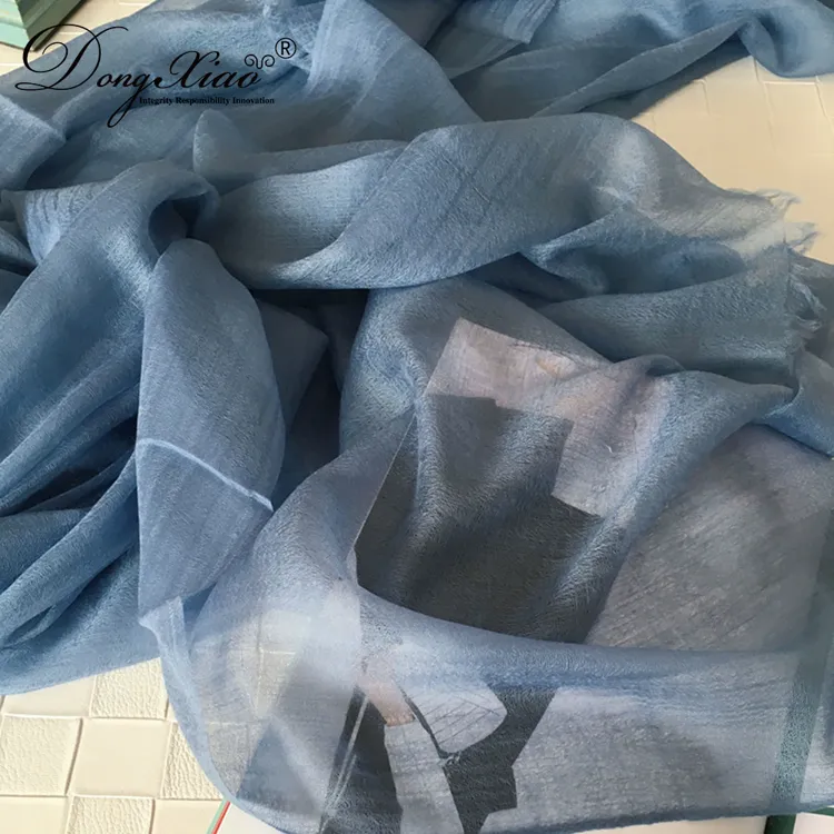 Solid Cashmere Scarf · 100% Cashmere · Multiple Colors, 14–15.5µm — detail view 3
