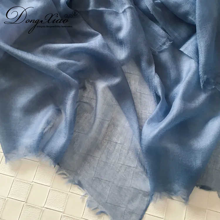 Solid Cashmere Scarf · 100% Cashmere · Multiple Colors, 14–15.5µm — detail view 7