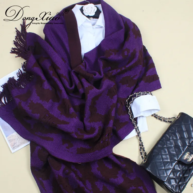 Solid Cashmere Scarf · 100% Cashmere · Multiple Colors, 14–15.5µm — detail view 7