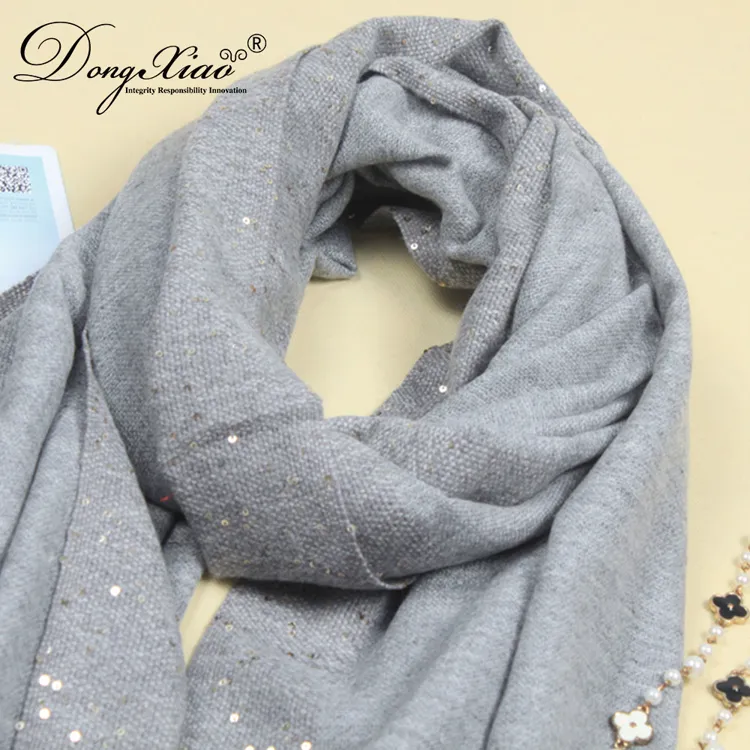 Solid Cashmere Scarf · 100% Cashmere · Multiple Colors, 14–15.5µm — detail view 6