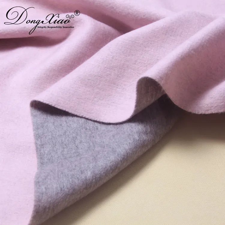 Solid Cashmere Scarf · 100% Cashmere · Multiple Colors, 14–15.5µm — detail view 4