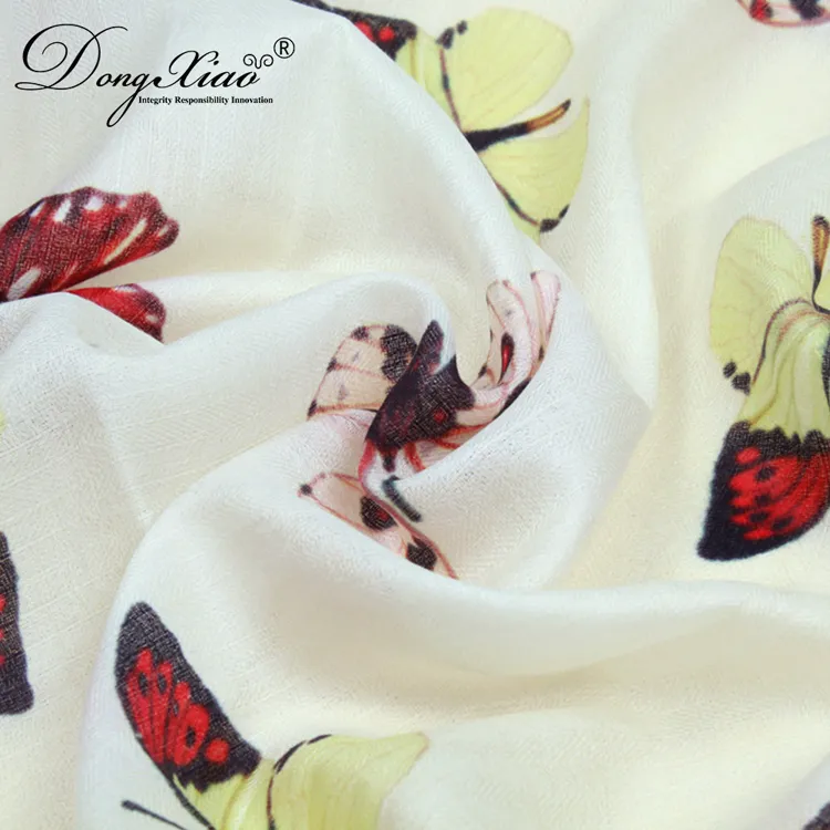 Solid Cashmere Scarf · 100% Cashmere · Multiple Colors, 14–15.5µm — detail view 7