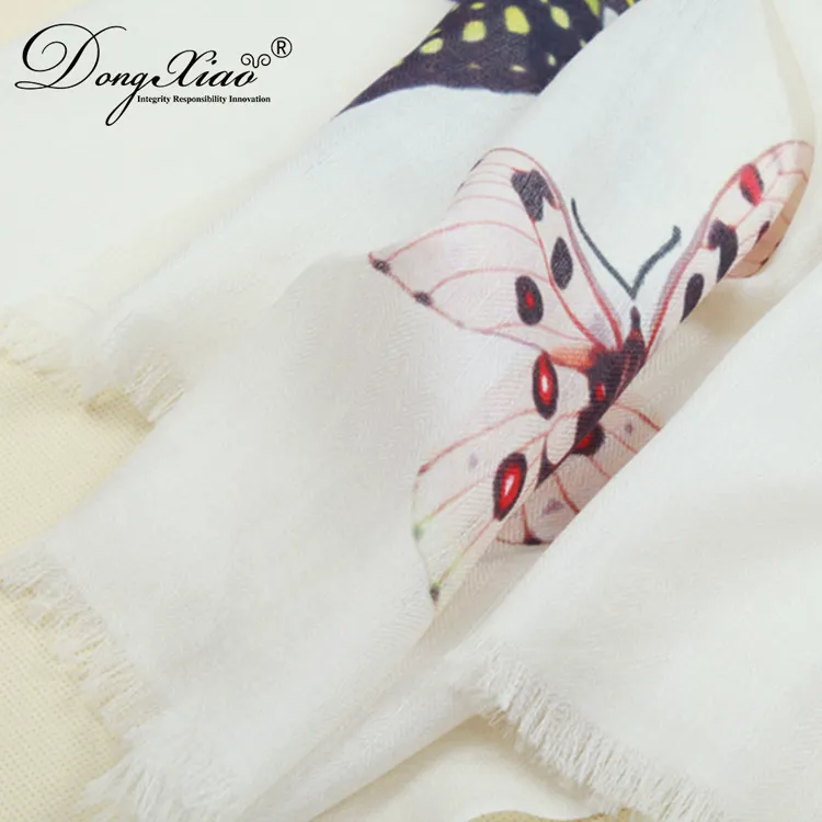 Solid Cashmere Scarf · 100% Cashmere · Multiple Colors, 14–15.5µm — detail view 8