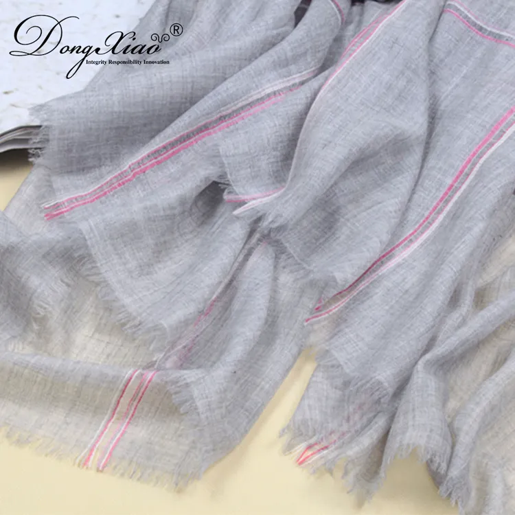 Solid Cashmere Scarf · 100% Cashmere · Multiple Colors, 14–15.5µm — detail view 4