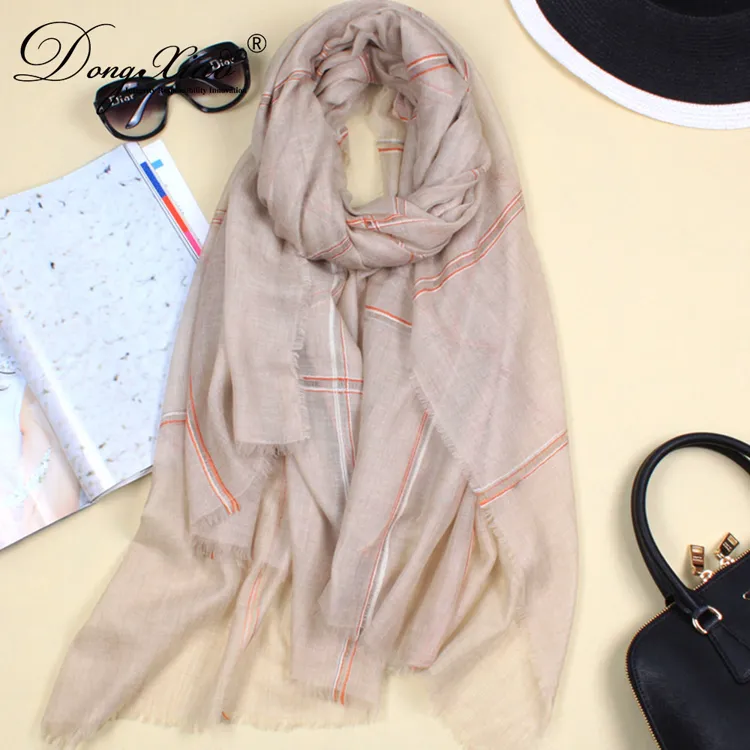 Solid Cashmere Scarf · 100% Cashmere · Multiple Colors, 14–15.5µm — detail view 7