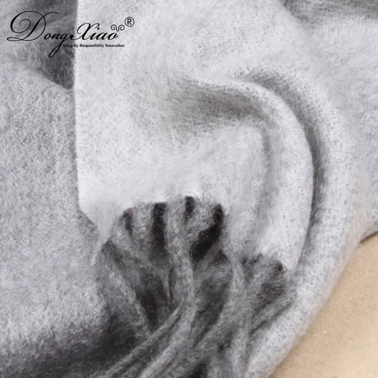 Double-Faced Cashmere Scarf · 100% Cashmere · Multiple Colors, 14–15.5µm — detail view 2