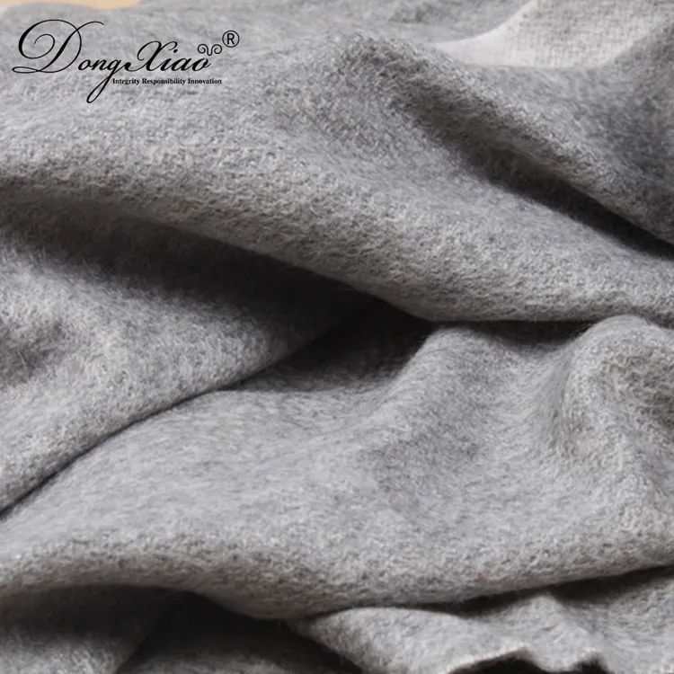 Double-Faced Cashmere Scarf · 100% Cashmere · Multiple Colors, 14–15.5µm — detail view 3