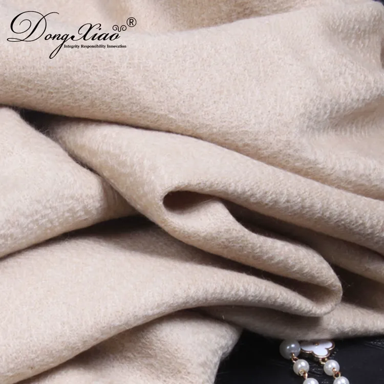 Double-Faced Cashmere Scarf · 100% Cashmere · Multiple Colors, 14–15.5µm — detail view 7