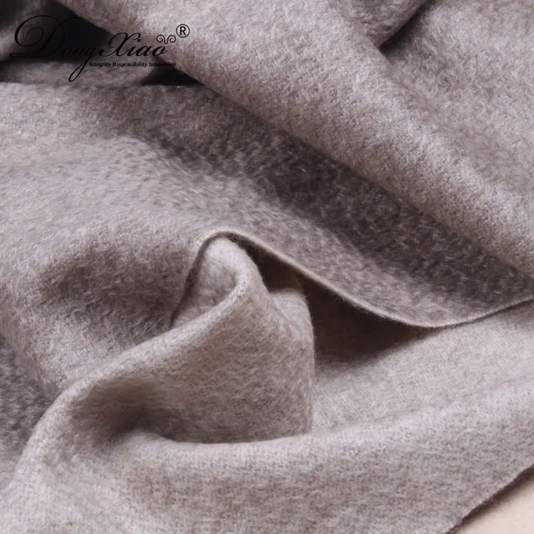 Double-Faced Cashmere Scarf · 100% Cashmere · Multiple Colors, 14–15.5µm — detail view 11