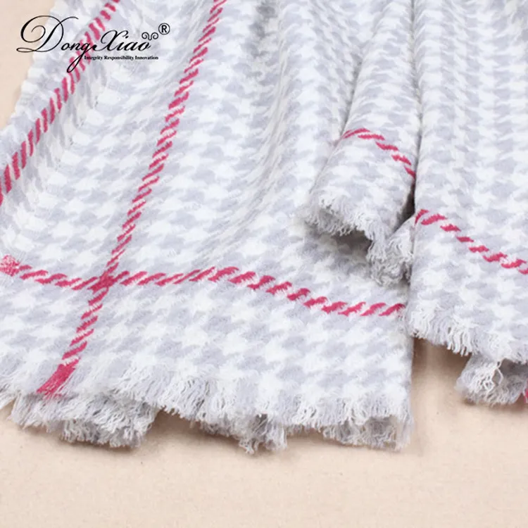 Solid Cashmere Scarf · 100% Cashmere · Multiple Colors, 14–15.5µm — detail view 6