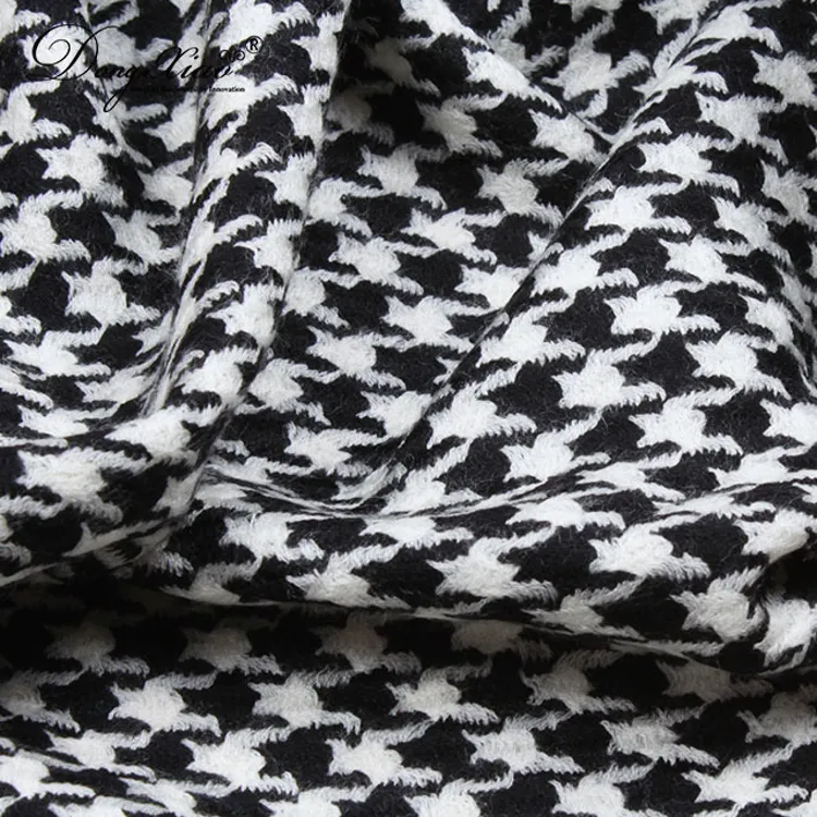 Solid Cashmere Scarf · 100% Cashmere · Multiple Colors, 14–15.5µm — detail view 15