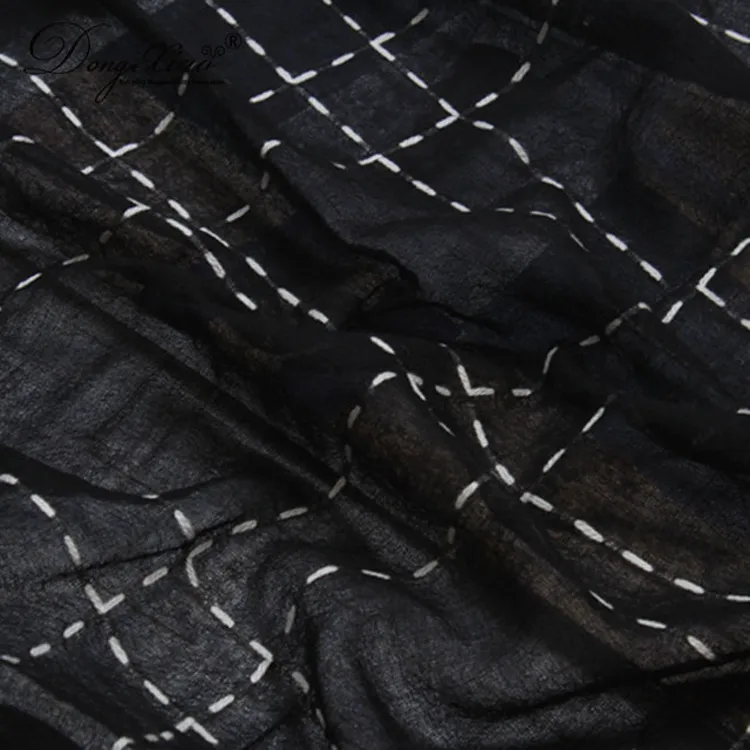 Solid Cashmere Scarf · 100% Cashmere · Multiple Colors, 14–15.5µm — detail view 16
