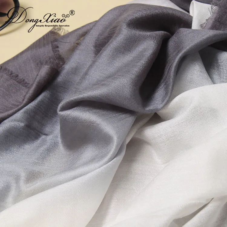 Solid Cashmere Scarf · 100% Cashmere · Multiple Colors, 14–15.5µm — detail view 14