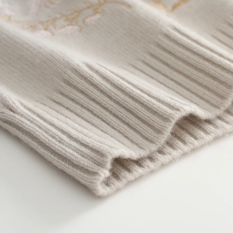 100% Cashmere, Cashmere sleeveless vest — Black Embroidered, 14–15.5µm, Cashmere Garment / Women — detail view 4