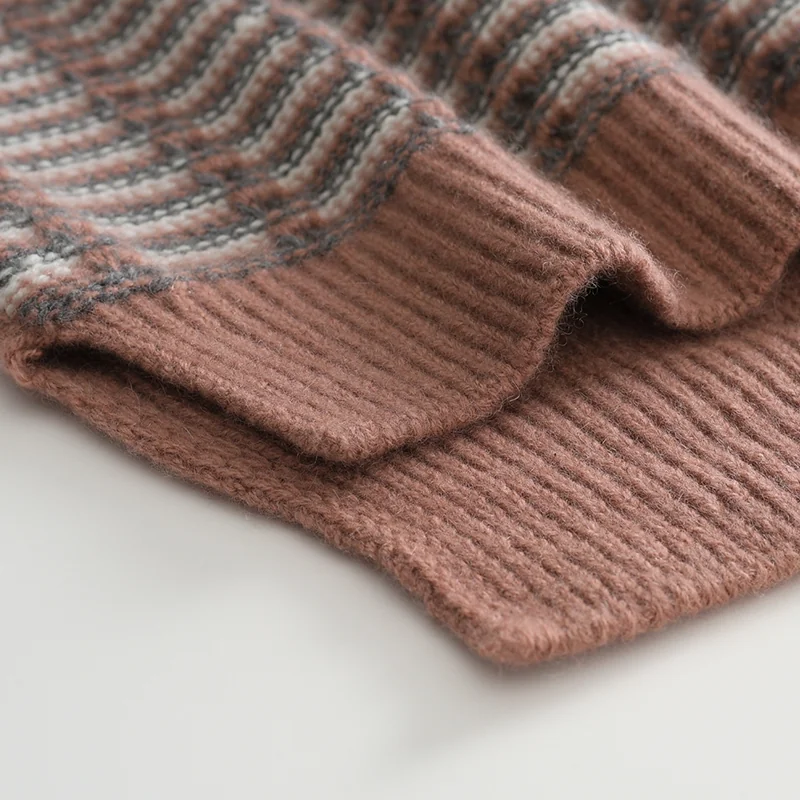 100% Cashmere, Cashmere sleeveless vest — Black, 14–15.5µm, Cashmere Garment / Women — detail view 4