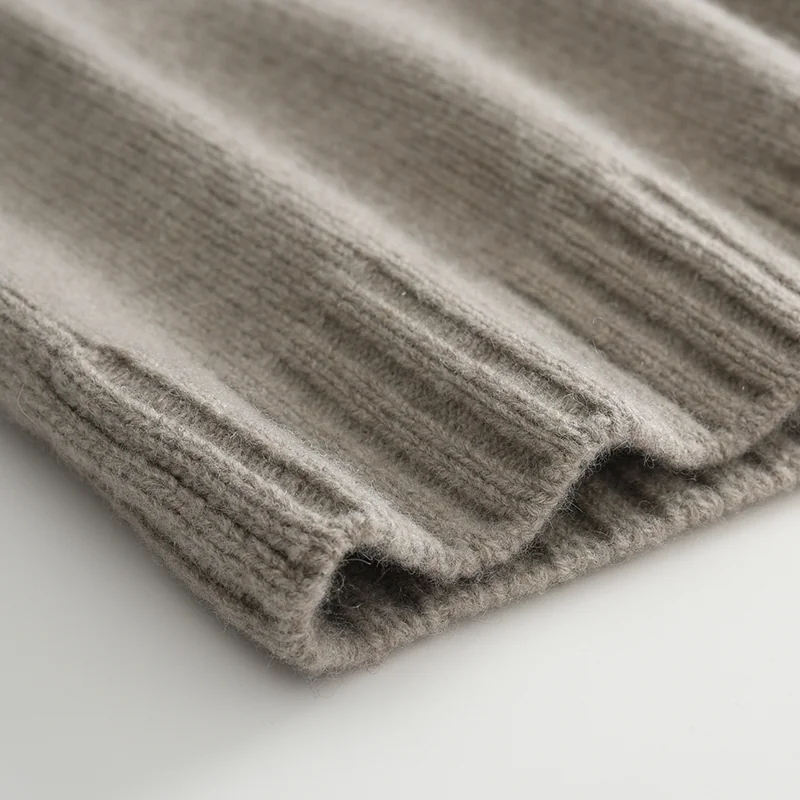 100% Cashmere, Cashmere zip-neck sweater — Green Half-zip, 14–15.5µm, Cashmere Garment / Women — detail view 4