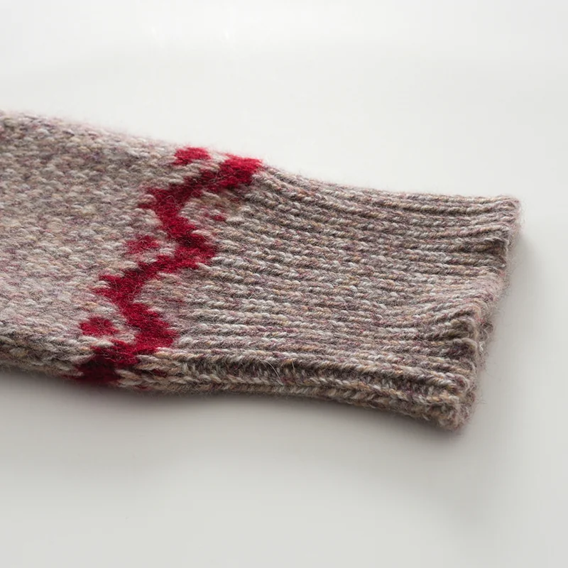 100% Cashmere, Cashmere crew-neck sweater, 14–15.5µm, Cashmere Garment / Women — detail view 4