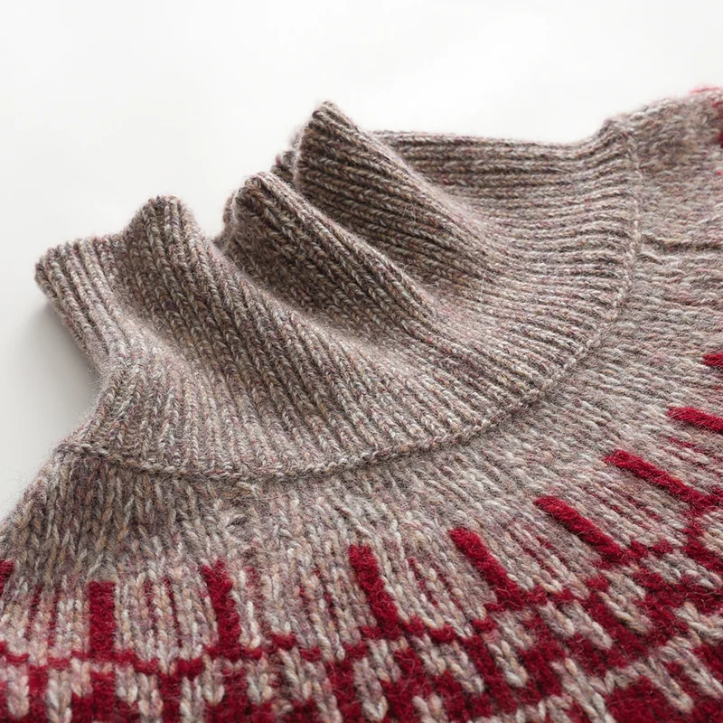 100% Cashmere, Cashmere crew-neck sweater, 14–15.5µm, Cashmere Garment / Women — detail view 5